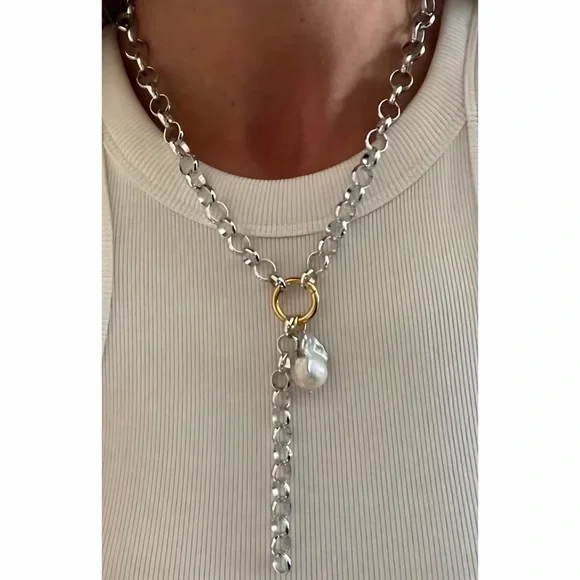 Mixed Metal Baroque Style Faux Pearl Charm Necklace! - Picture 1 of 4